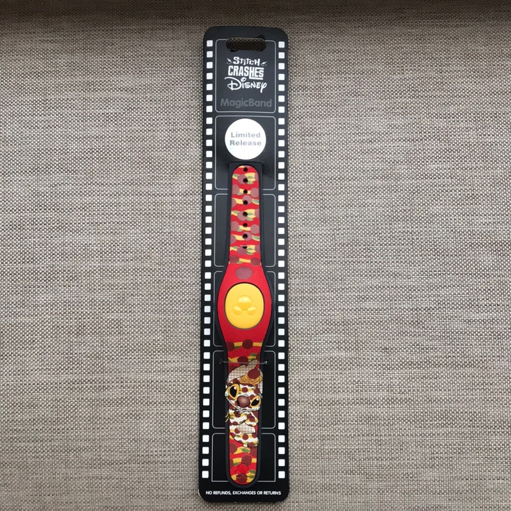Brand new limited release Stitch Disney magic band